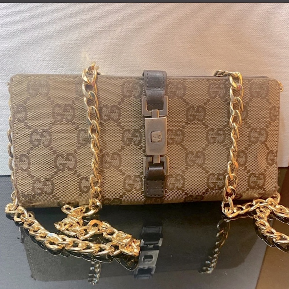 Authentic, Vintage Gucci GG Monogram Logo Wallet & Crossbody Bag
